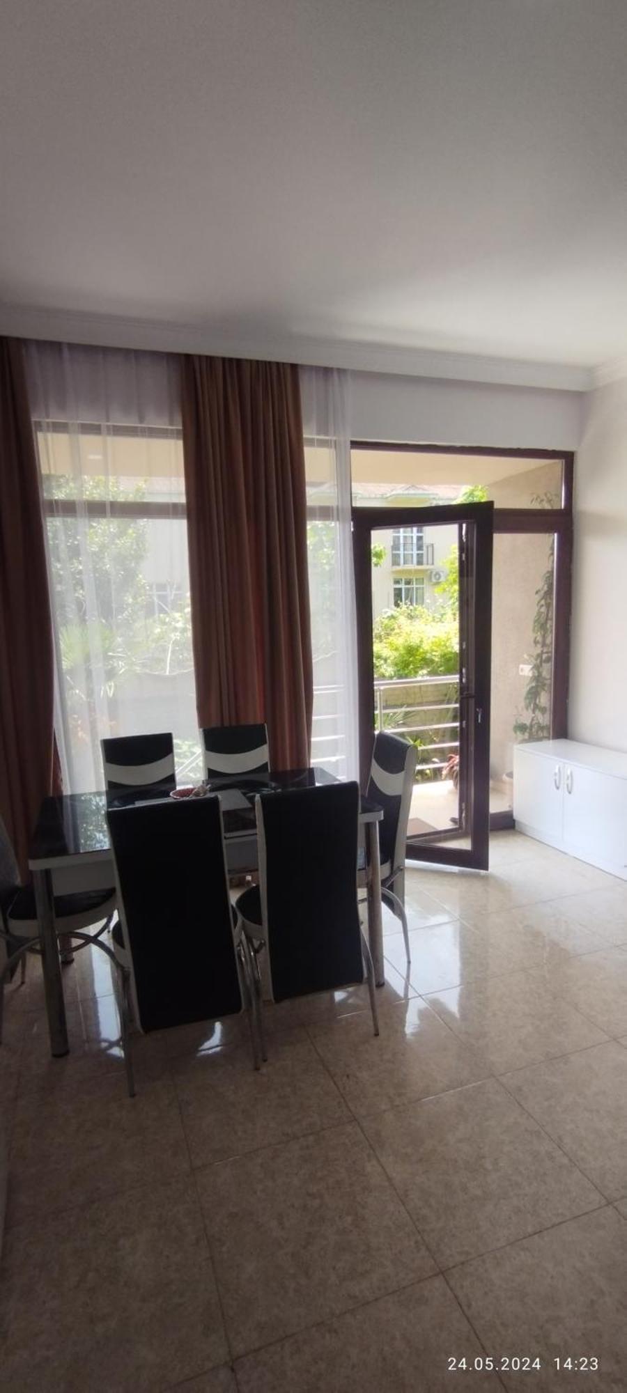 Lia Guest House Кобулети Екстериор снимка