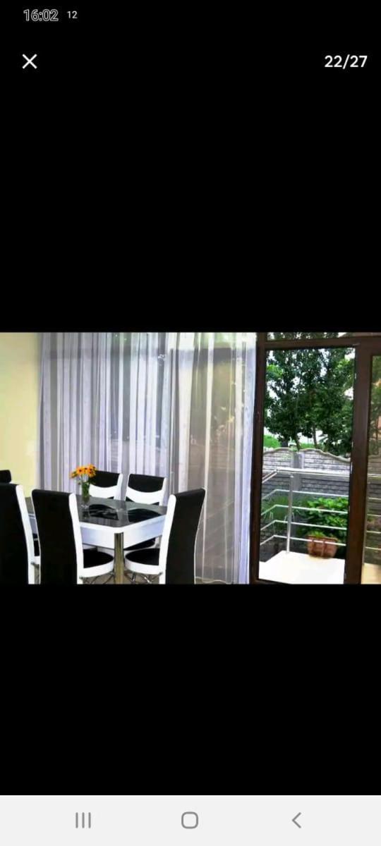 Lia Guest House Кобулети Екстериор снимка