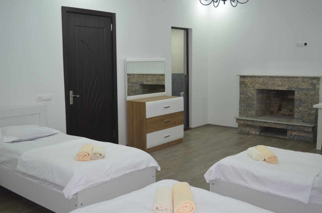 Lia Guest House Кобулети Екстериор снимка