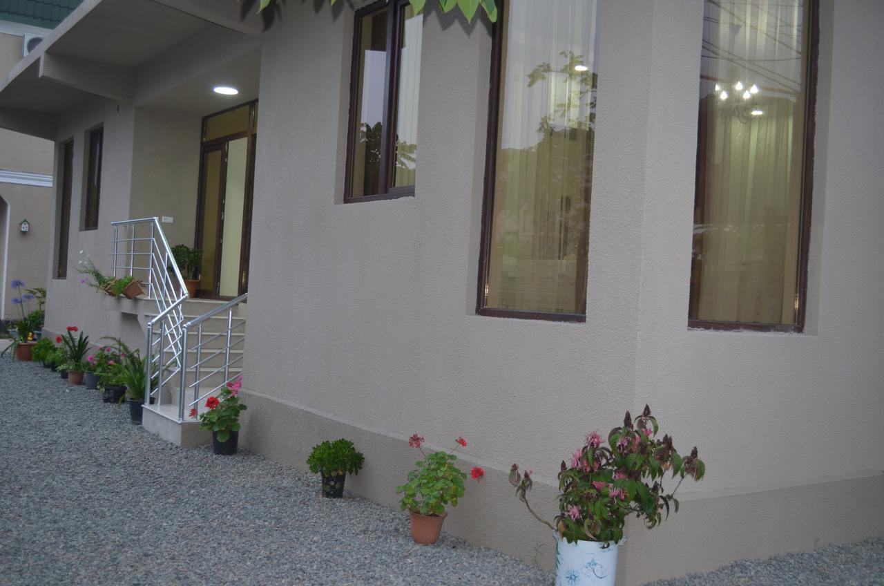 Lia Guest House Кобулети Екстериор снимка