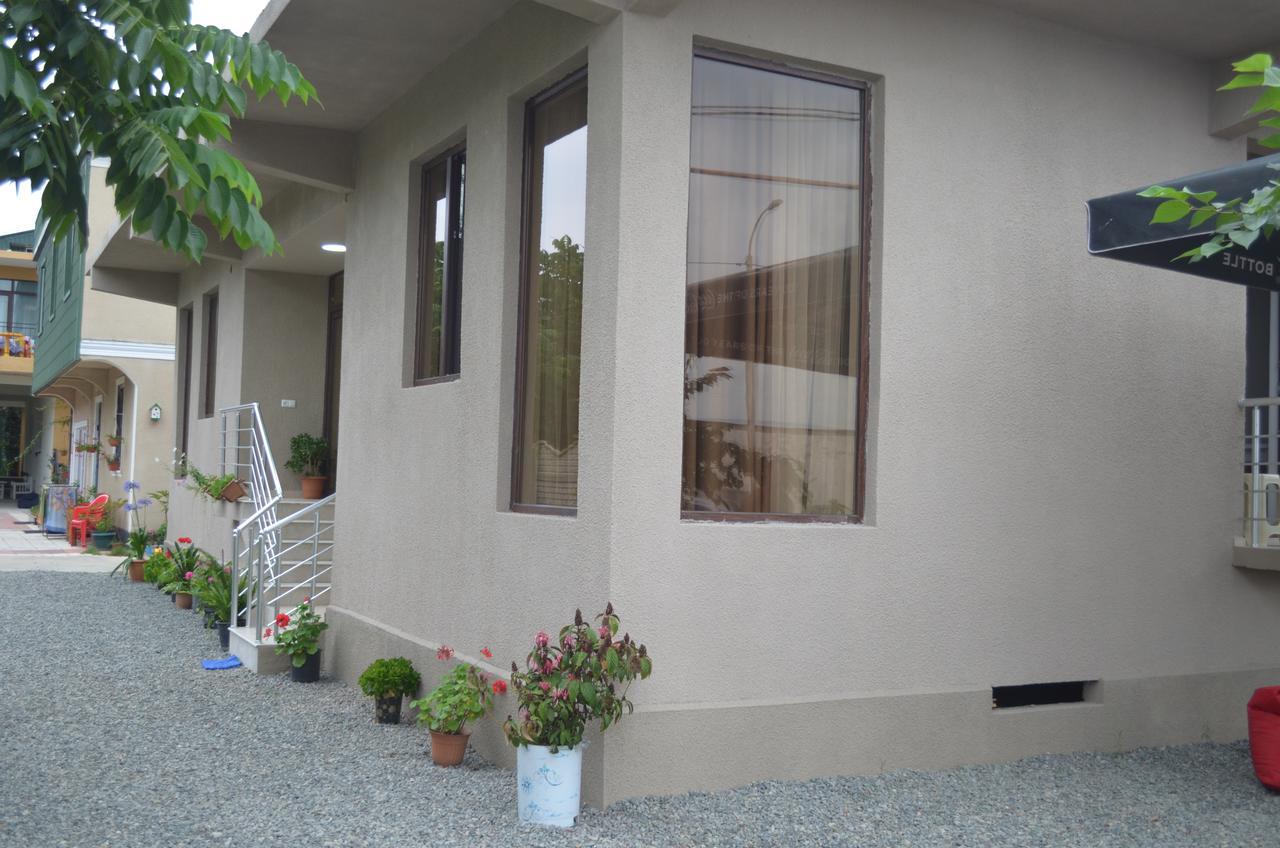 Lia Guest House Кобулети Екстериор снимка